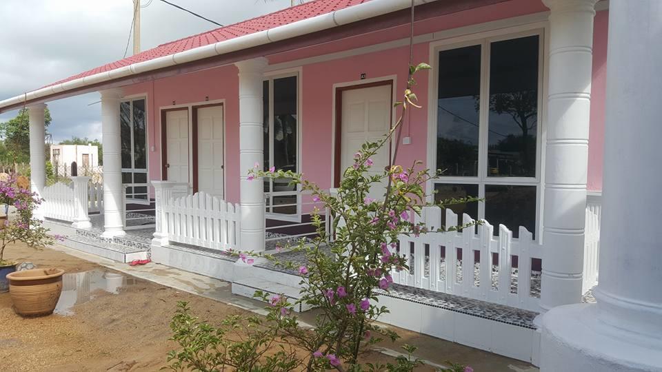 Iz Budget 2 Kampung Kuala Besut Bagian luar foto